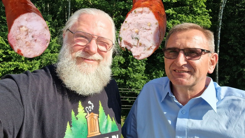 Wykonawcy i przekroje kiełbas.